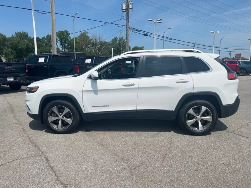 2020 Jeep Cherokee Limited photo 1