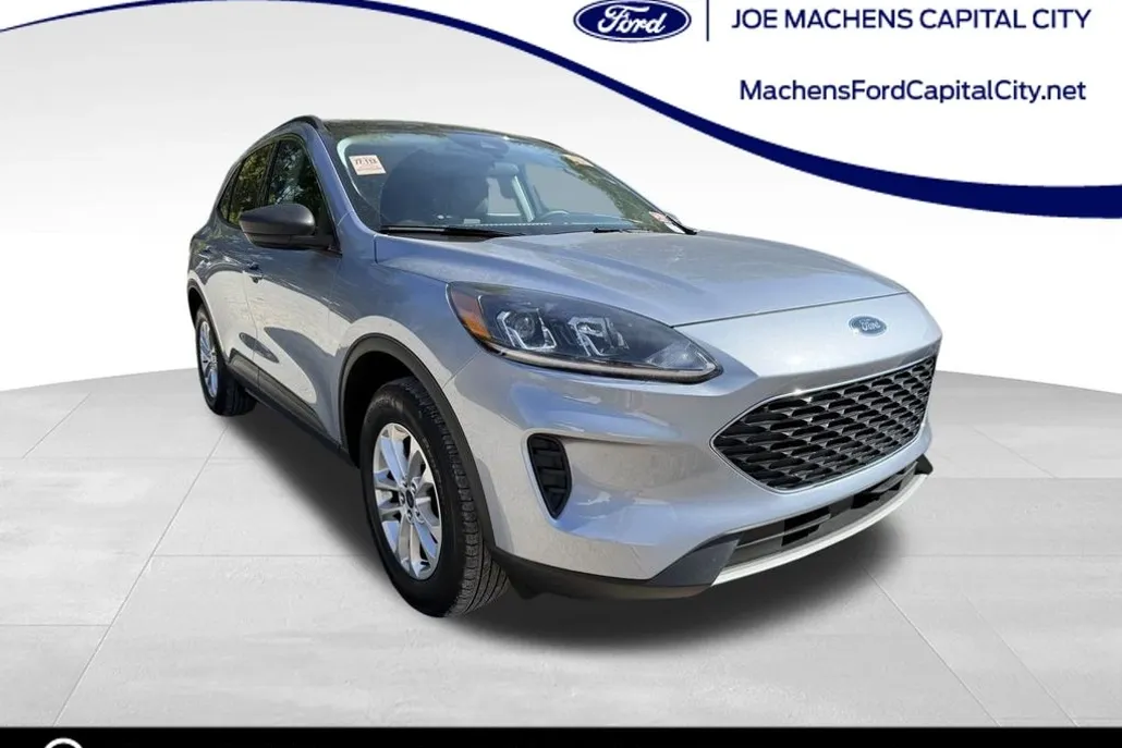 2022 Ford Escape SE photo 1