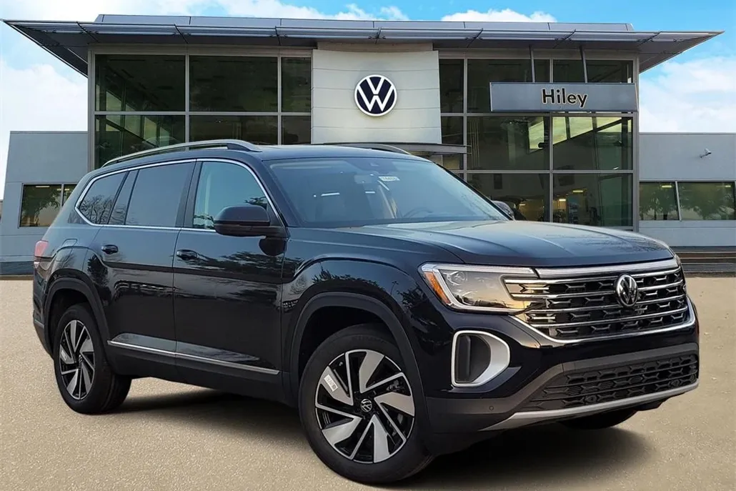 2025 Volkswagen Atlas SEL photo 1
