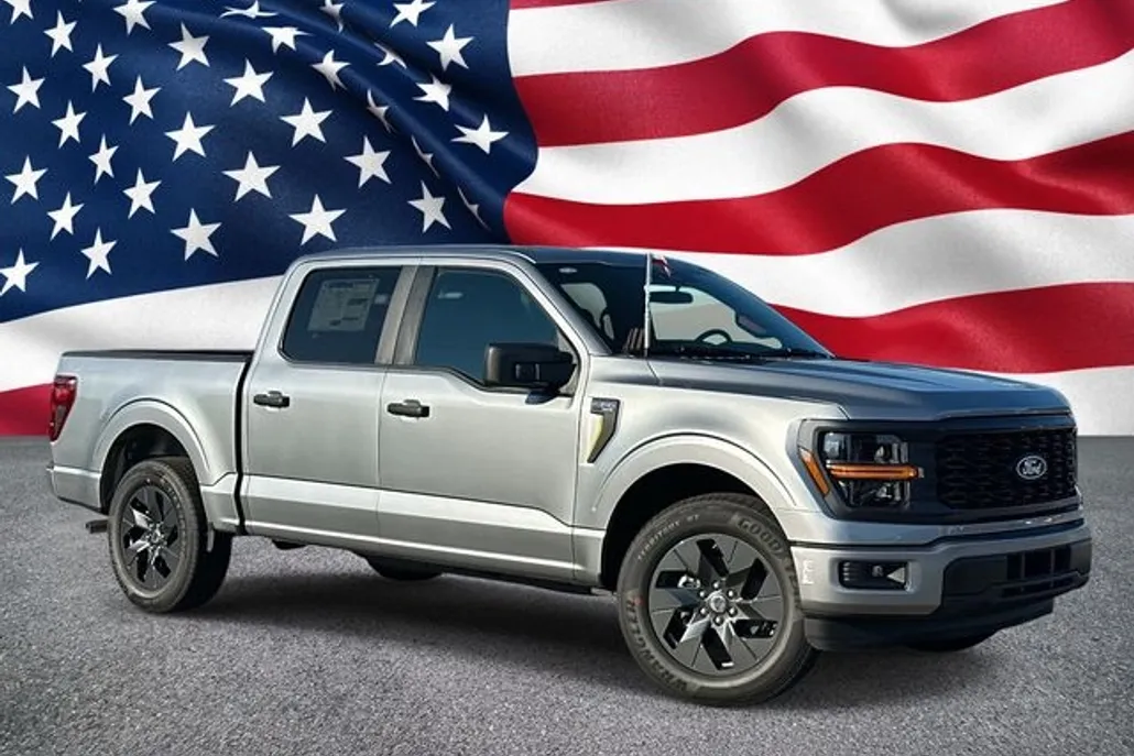 2025 Ford F-150 STX photo 1