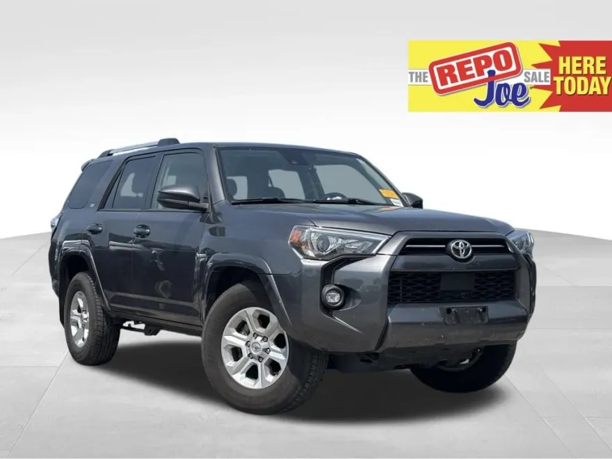 2023 Toyota 4Runner SR5 photo 1