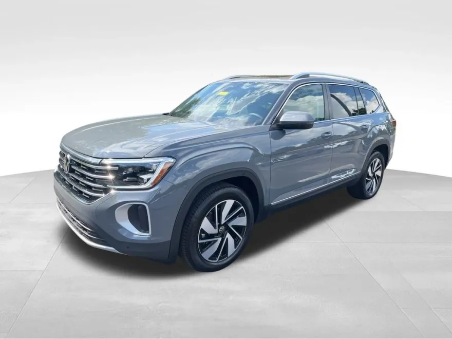 2026 Volkswagen Atlas SEL photo 1