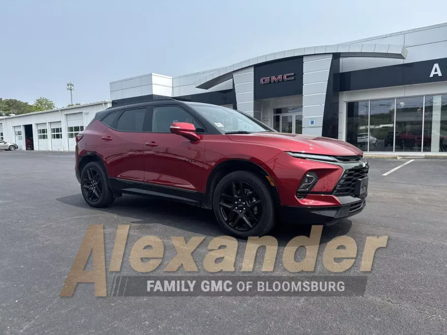 2023 Chevrolet Blazer RS photo 1