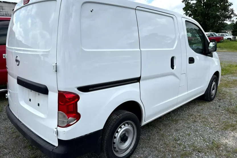 2020 Nissan NV200 S photo 1