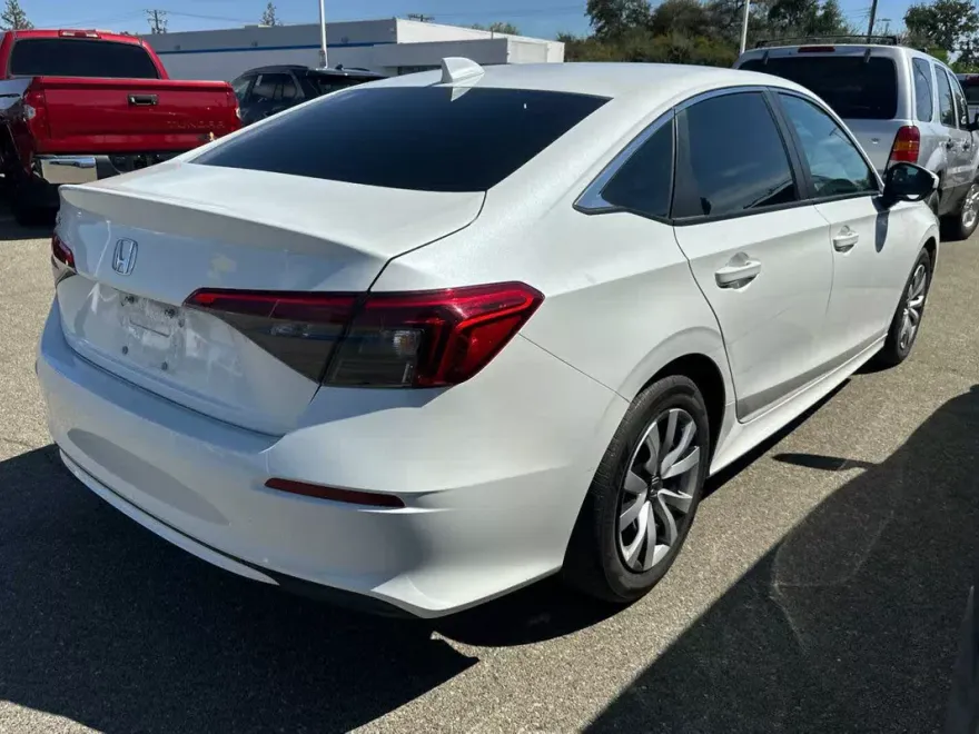 2023 Honda Civic LX photo 1