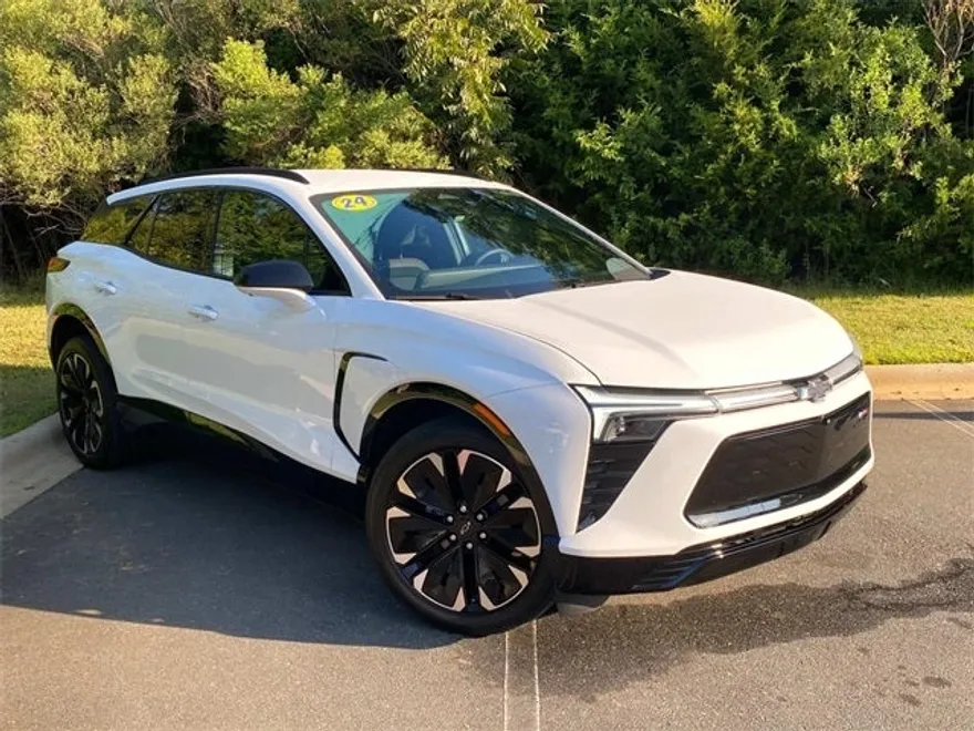 2024 Chevrolet Blazer EV RS photo 1
