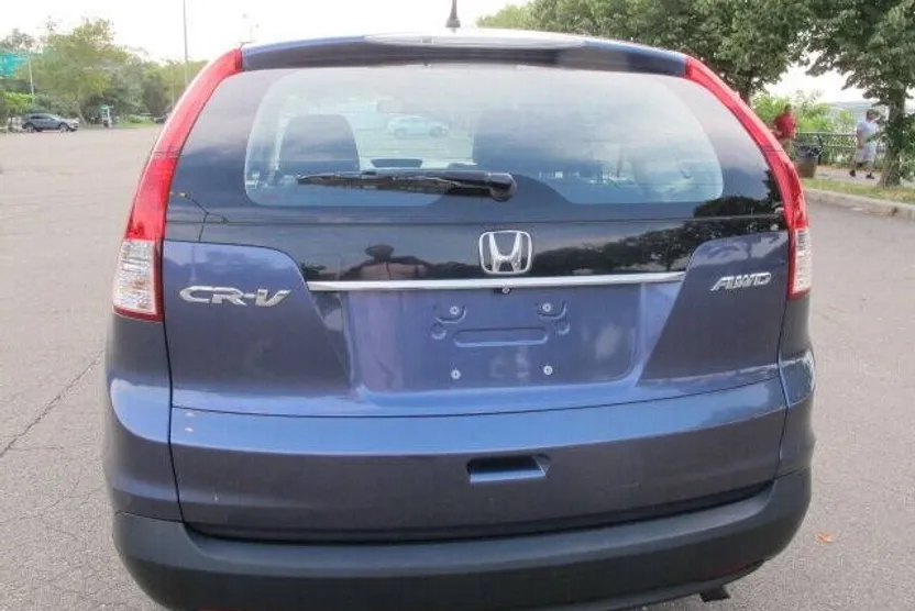 2013 Honda CR-V LX photo 1