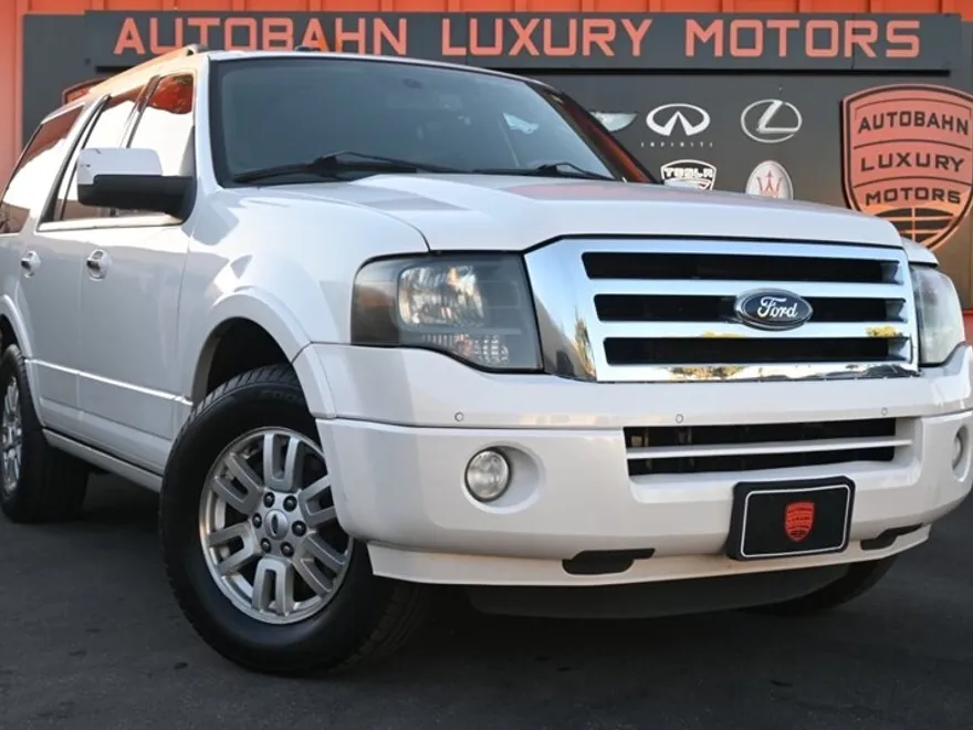 2013 Ford Expedition Limited photo 1