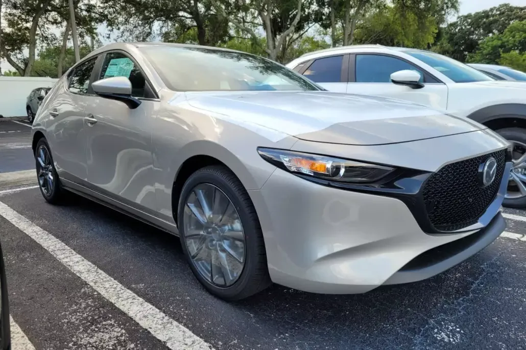 2025 Mazda Mazda3 Hatchback 2.5 s Preferred photo 1