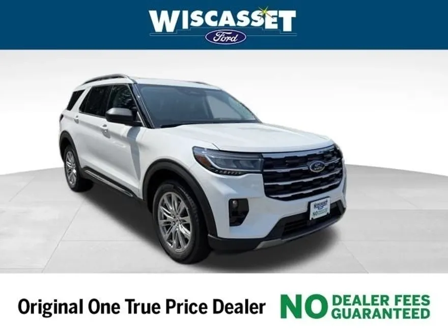 2025 Ford Explorer photo 1