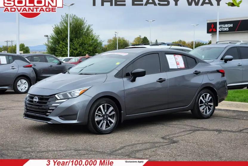 2024 Nissan Versa 1.6 S photo 1