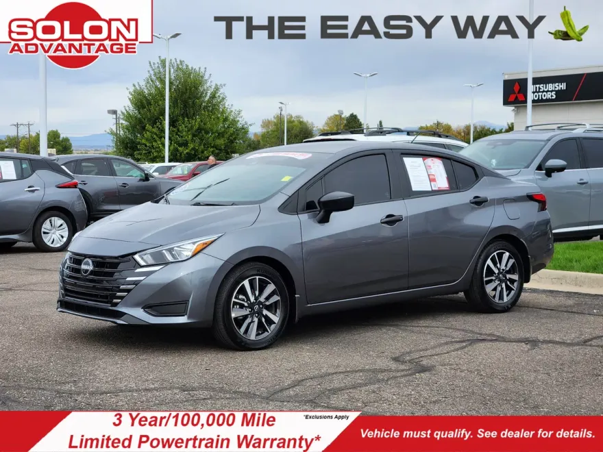 2024 Nissan Versa 1.6 S photo 1