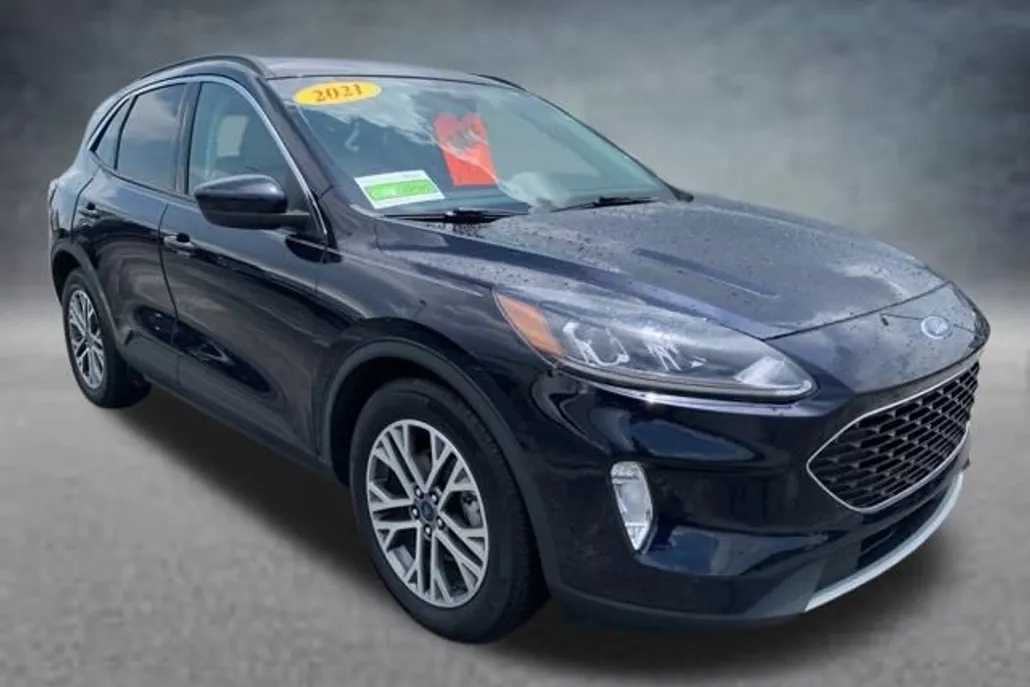 2021 Ford Escape SEL photo 1