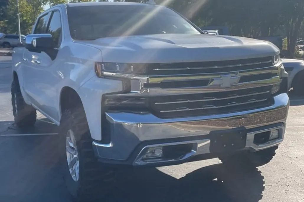 2019 Chevrolet Silverado 1500 LTZ photo 1