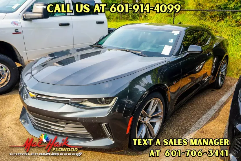 2016 Chevrolet Camaro 2LT photo 1