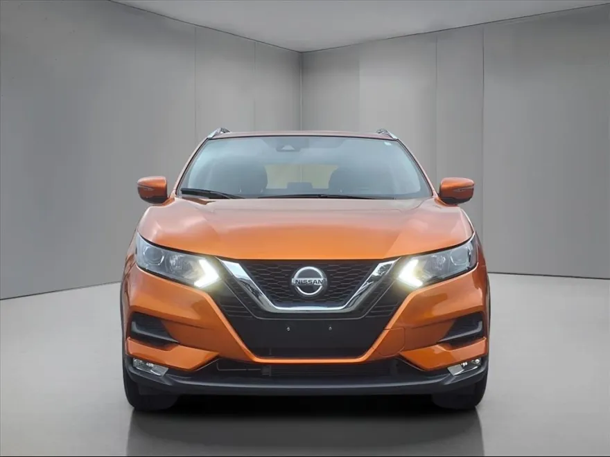 2022 Nissan Rogue Sport SV photo 1