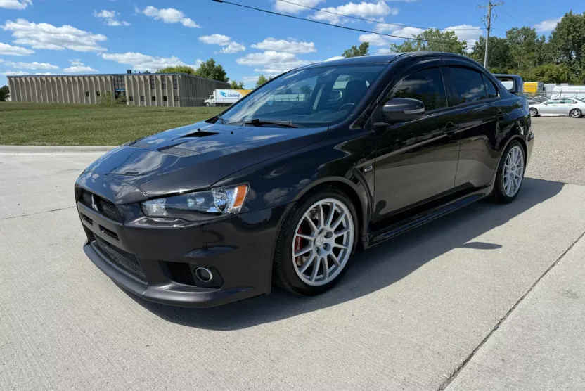 2015 Mitsubishi Lancer Evolution GSR photo 1