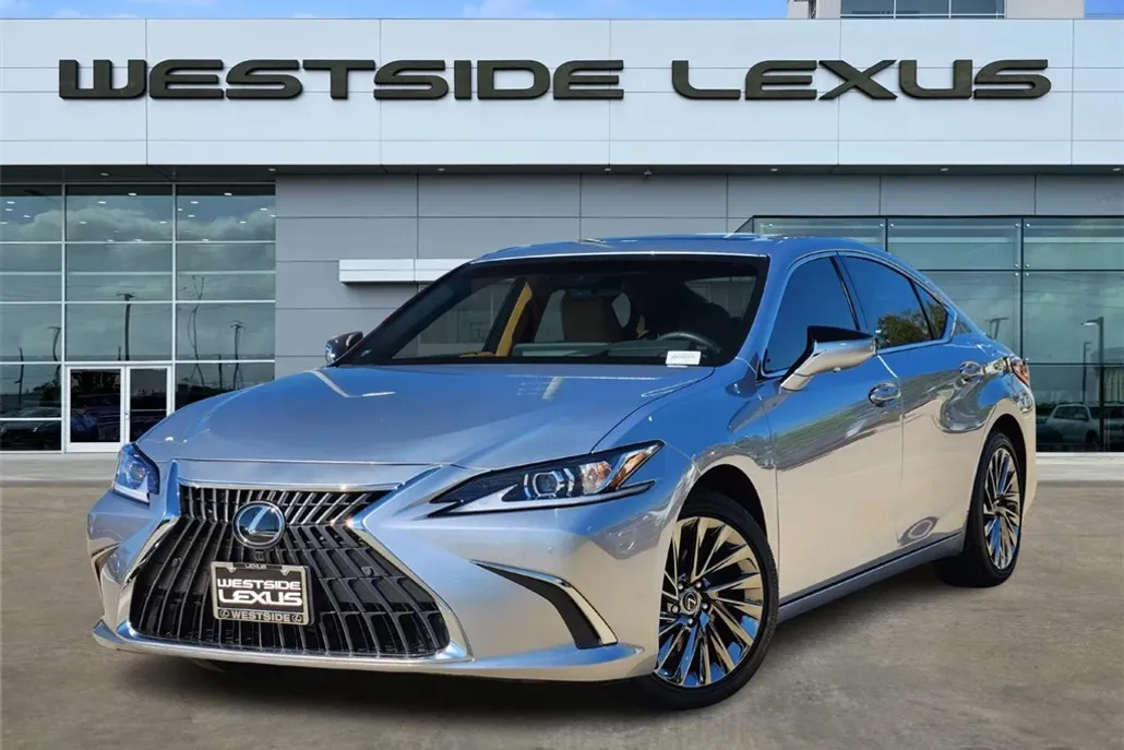 2025 Lexus ES 300h Luxury photo 1