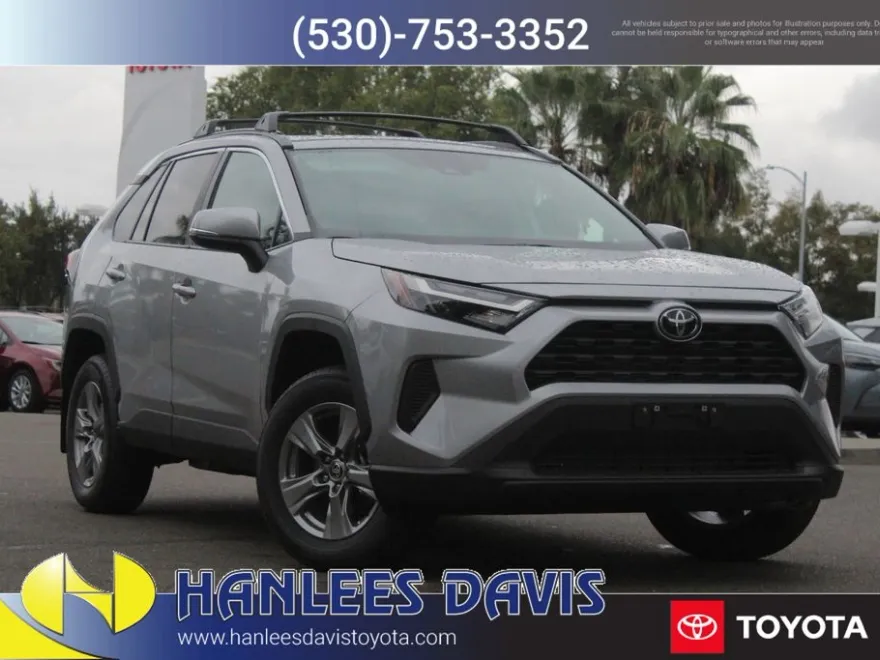 2025 Toyota RAV4 XLE photo 1
