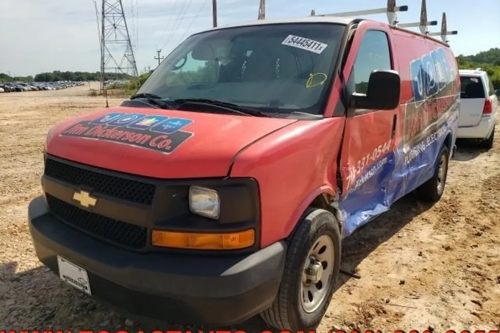 2014 Chevrolet Express Cargo Van photo 1