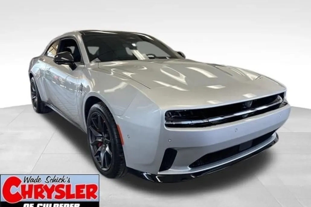 2024 Dodge Charger R/T Scat Pack photo 1