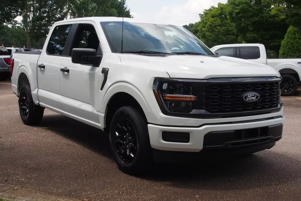 2025 Ford F-150 STX photo 1