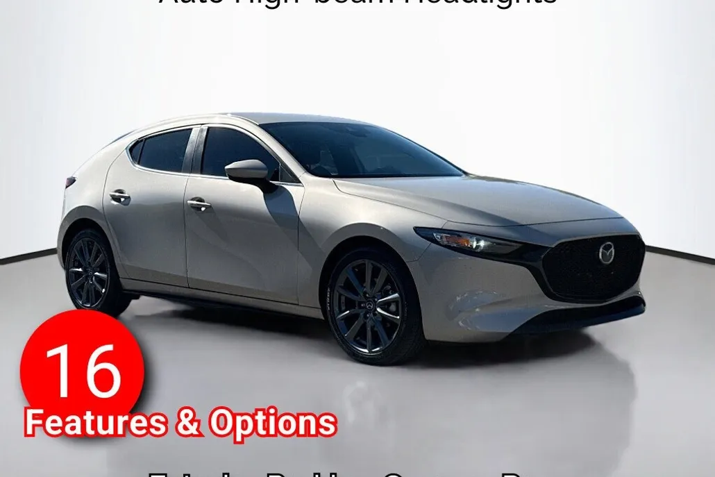 2023 Mazda Mazda3 2.5 Select Hatchback photo 1