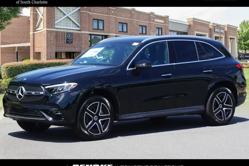 2026 Mercedes Benz GLC 300 4MATIC photo 1