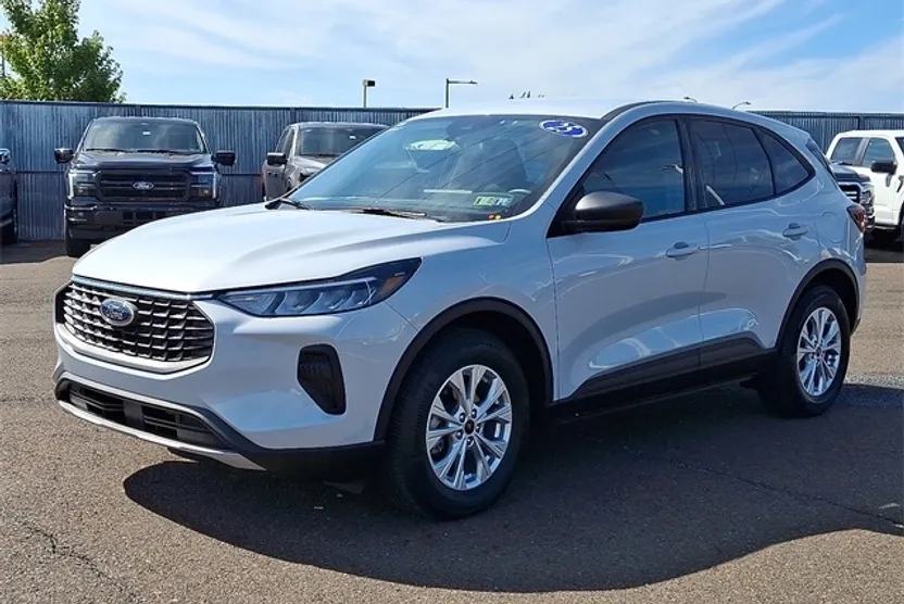 2025 Ford Escape Active photo 1