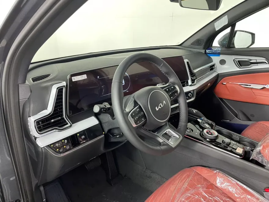 2025 Kia Sportage Hybrid photo 1