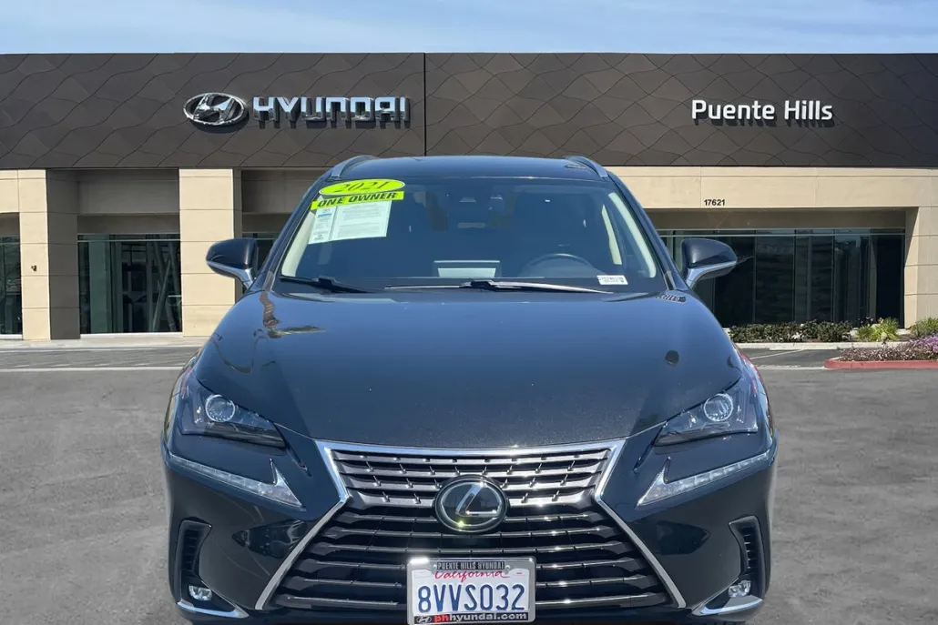 2021 Lexus NX 300 photo 1