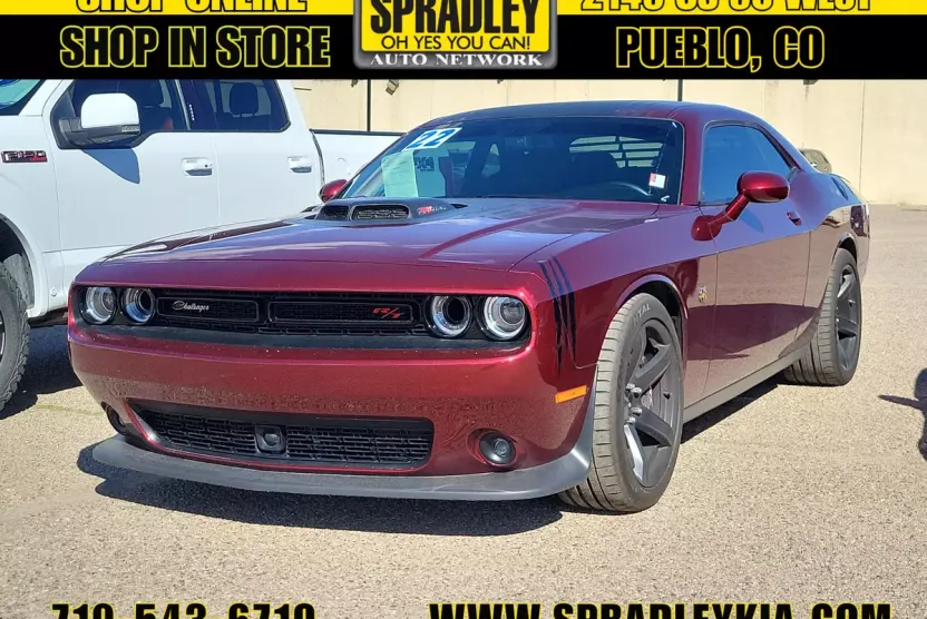 2022 Dodge Challenger R/T Scat Pack photo 1