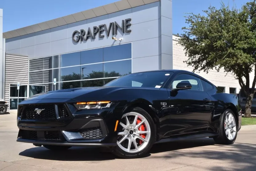2024 Ford Mustang GT Premium photo 1