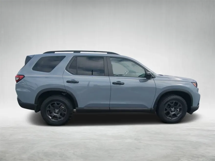 2024 Honda Pilot TrailSport photo 1