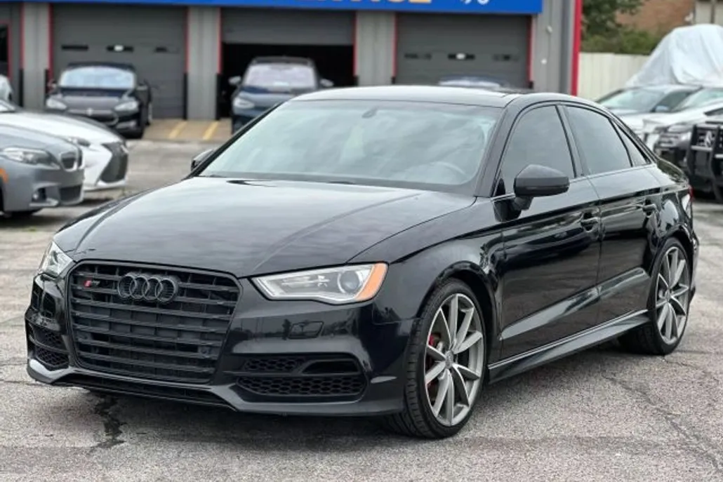 2016 Audi S3 Premium Plus photo 1