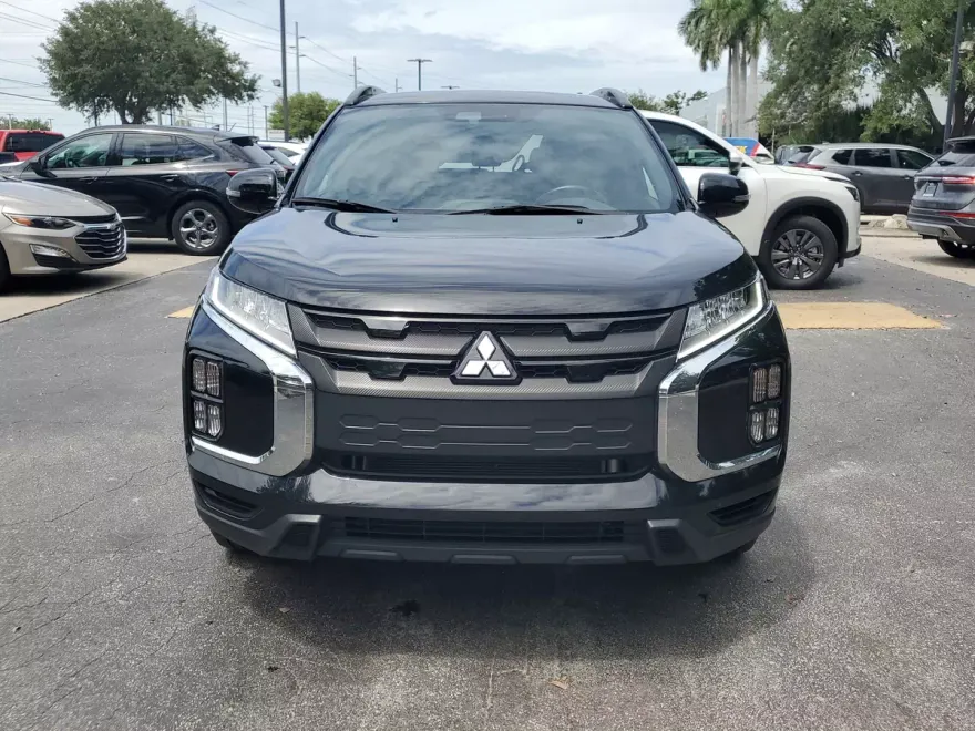 2023 Mitsubishi Outlander Sport GT photo 1
