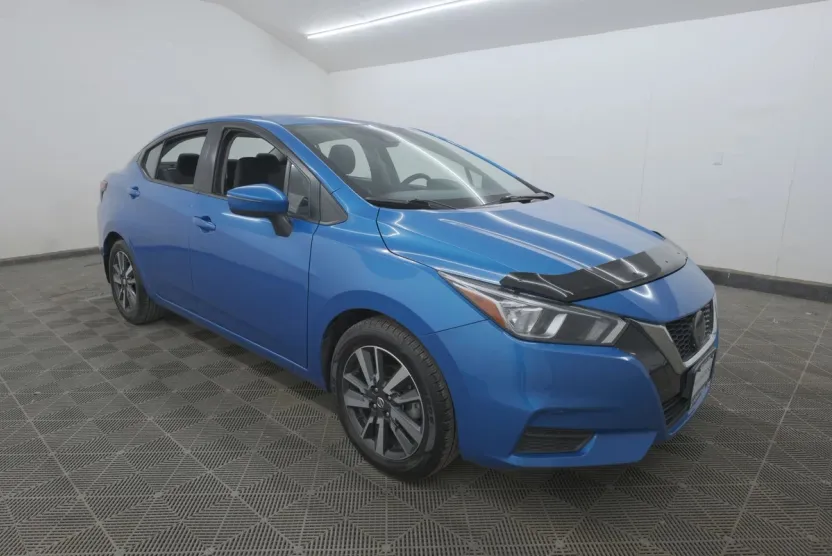 2021 Nissan Versa SV Sedan photo 1