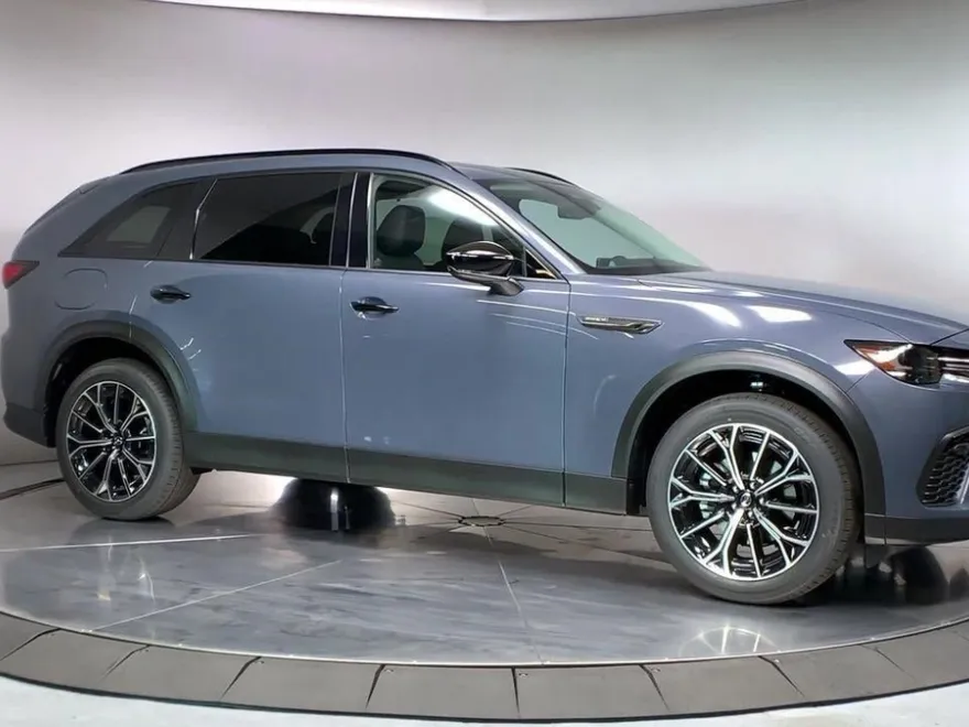 2025 Mazda CX-70 Plug-in Hybrid Premium photo 2