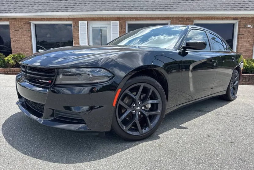 2023 Dodge Charger SXT photo 1