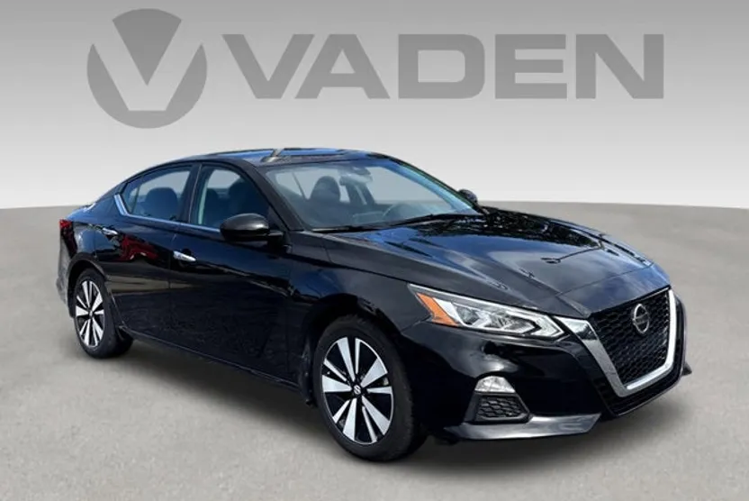 2021 Nissan Altima 2.5 SV photo 1