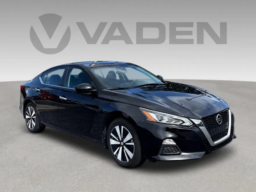 2021 Nissan Altima 2.5 SV photo 1