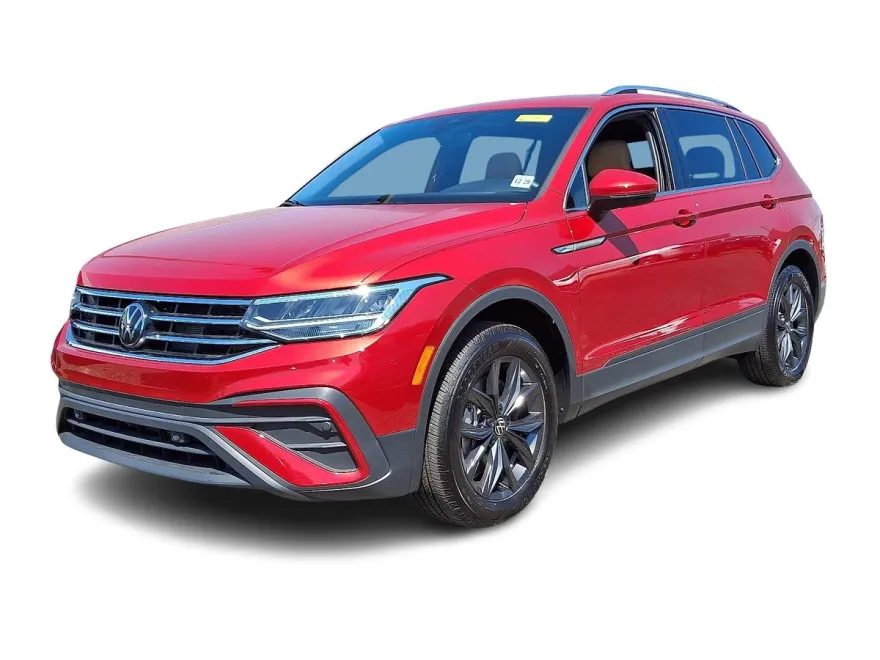 2024 Volkswagen Tiguan SE Wolfsburg Edition photo 1