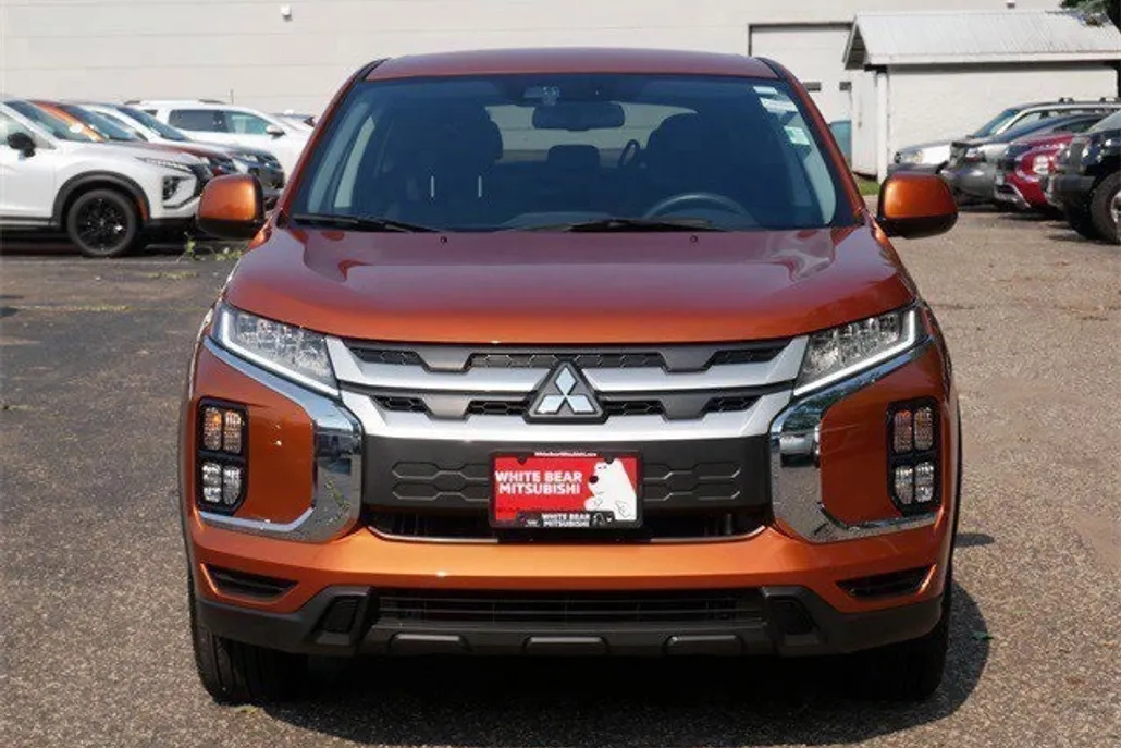 2024 Mitsubishi Outlander Sport ES photo 1