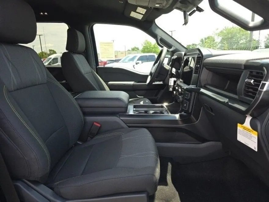 2025 Ford F-150 STX photo 16