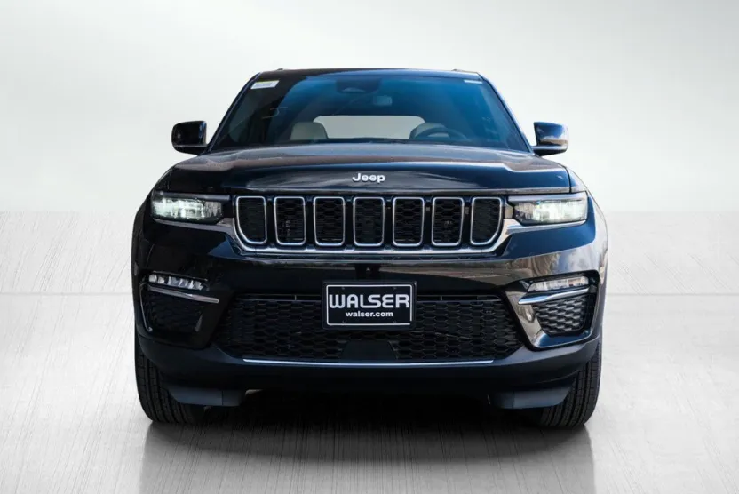 2025 Jeep Grand Cherokee Limited photo 1