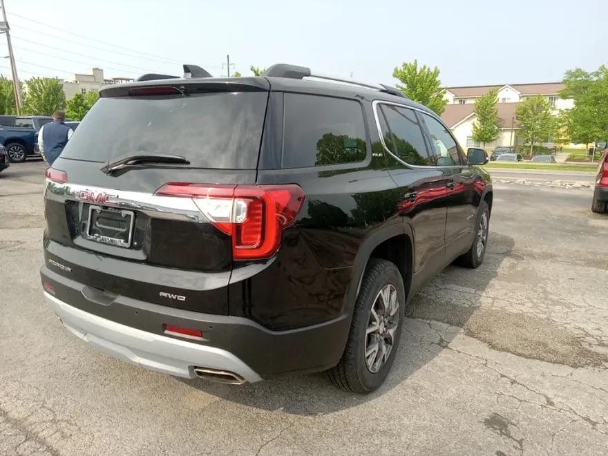 2023 Gmc Acadia SLE photo 1