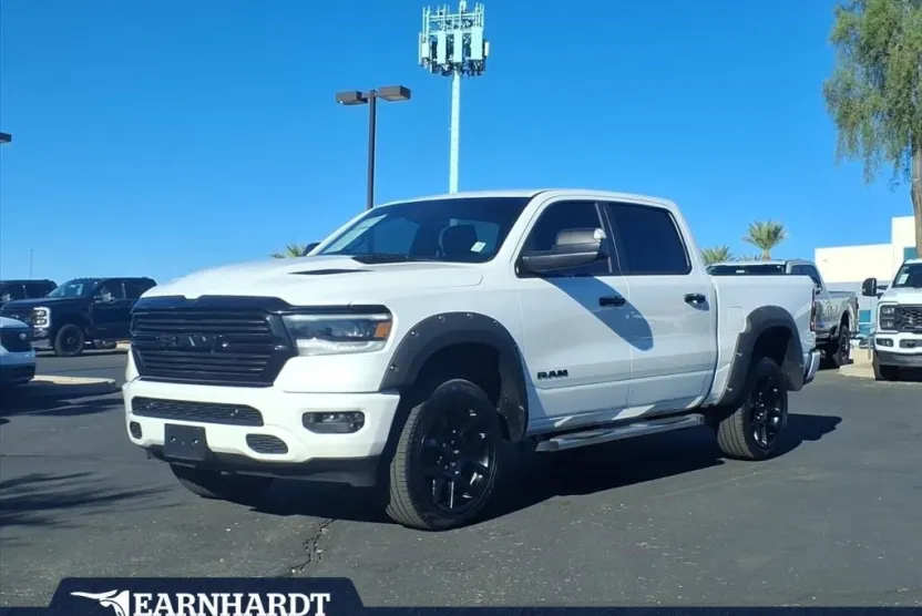 2024 Ram 1500 Laramie photo 1