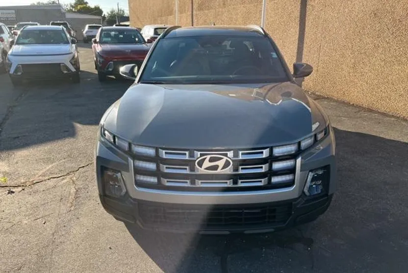2026 Hyundai Santa Cruz SEL photo 1