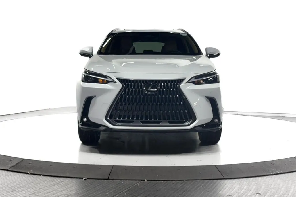 2026 Lexus NX 350 photo 1