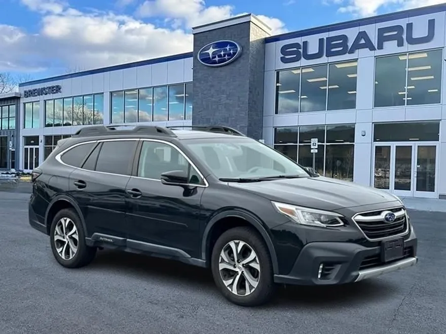 2022 Subaru Outback Limited photo 1